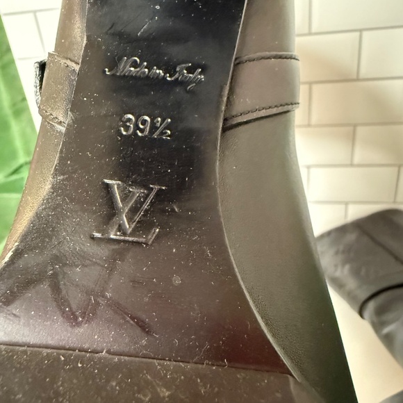 Louis Vuitton Star Trail Ankle Boots – Noir Monogram Embossed - Picture 6 of 7